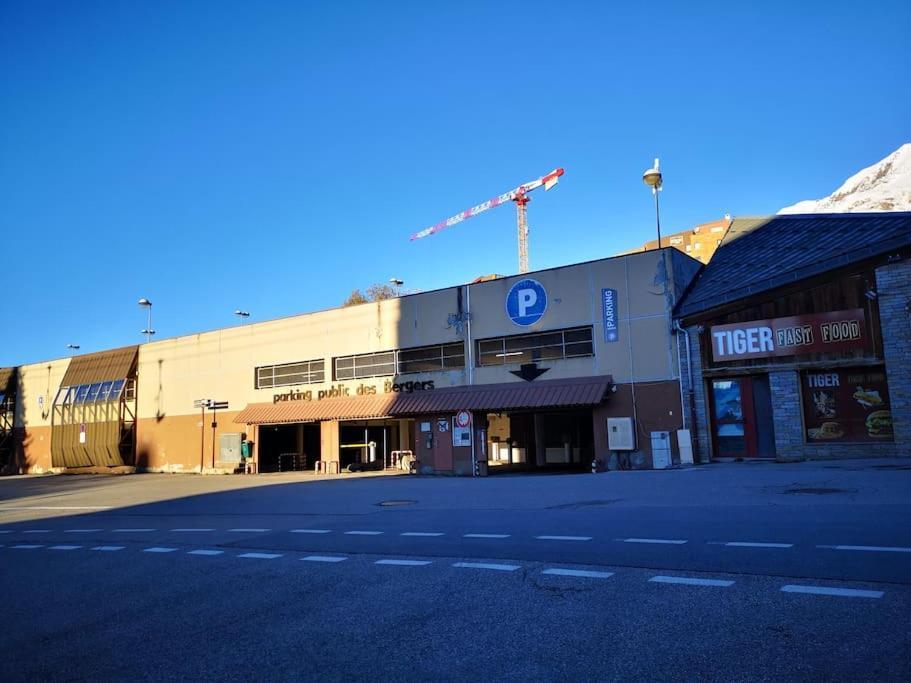 HuezAu Pied Des Pistes Avec Parking Entierement Renove公寓 外观 照片