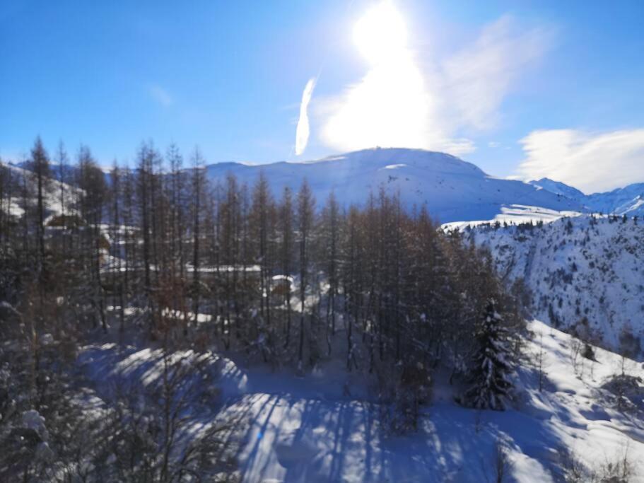 HuezAu Pied Des Pistes Avec Parking Entierement Renove公寓 外观 照片