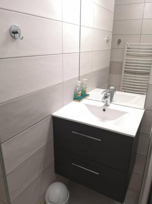 HuezAu Pied Des Pistes Avec Parking Entierement Renove公寓 外观 照片